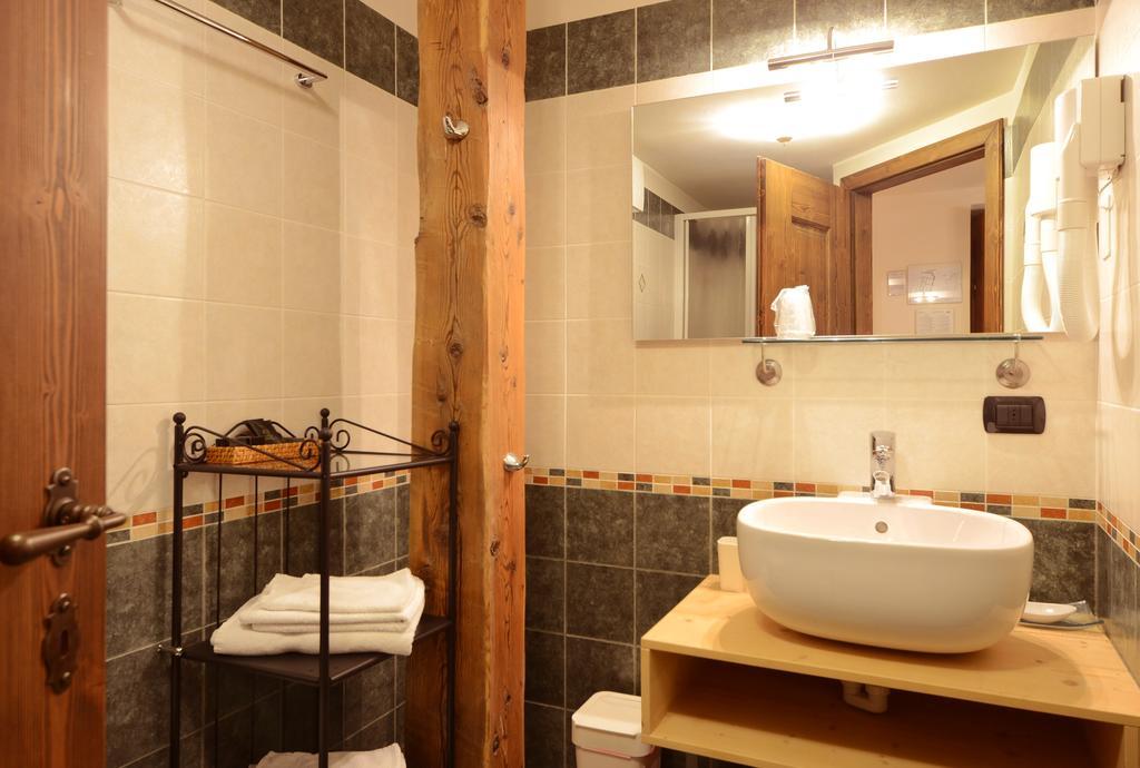 Hotel Fonte Dei Veli Panchià Eksteriør bilde